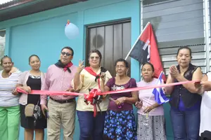 Familias del reparto William Fonseca reciben viviendas dignas en León
