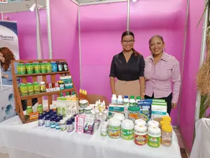 Inicia Feria Nacional de Medicina Natural en homenaje al Dr. Oscar Debbe