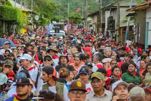 Galería fotográfica de las caminatas departamentales "Siempre 19"