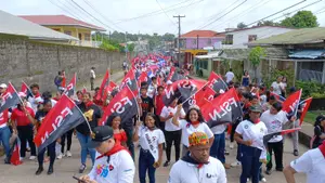Mar Sandinista recorre las calles de Bluefields: ¡Aquí nadie se rinde!