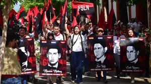 Estudiantes conmemoran en León a los mártires del 23 de Julio