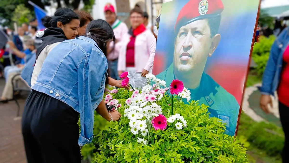 Homenaje floral recuerda legado de Hugo Chávez en Diriamba