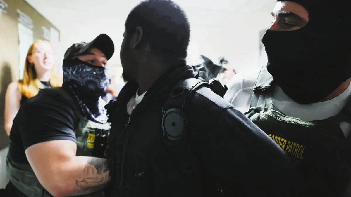 Redadas migratorias convierten barrios de EEUU en pueblos fantasmas