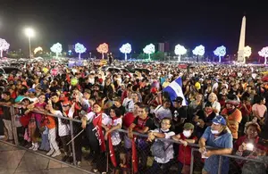 Vigilias revolucionarias honran 46 años de lucha y compromiso con la paz