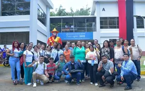 Universidad Casimiro Sotelo celebra 2 años de formación estudiantil