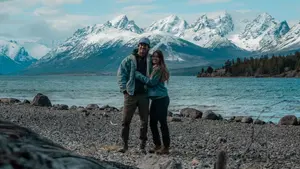 Muere pareja canadiense famosa en YouTube por sus viajes