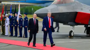 Rusia y EE.UU. reactivan el diálogo político con histórica reunión en Alaska