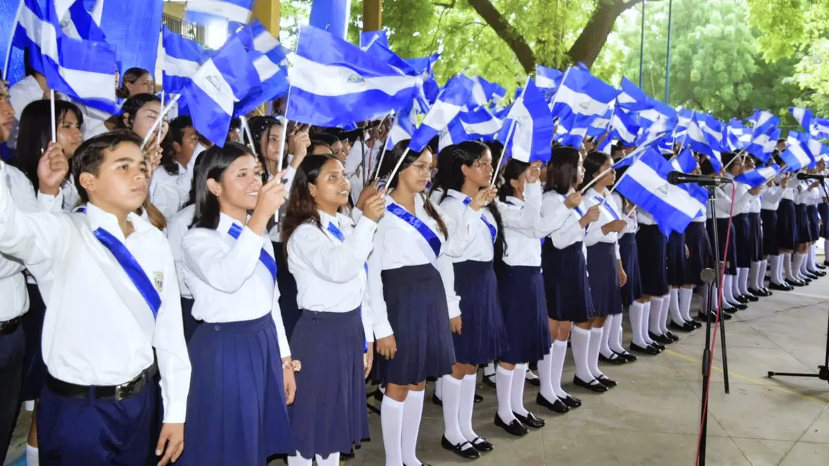 Desfiles y cultura marcan lanzamiento de Fiestas Patrias en León