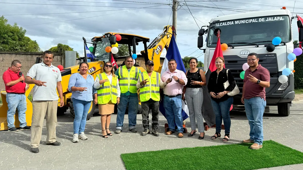 Municipalidad de Jalapa amplía su capacidad operativa con nueva maquinaria