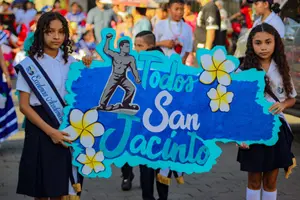 Masaya se viste de fiesta con primer desfile escolar del mes patrio