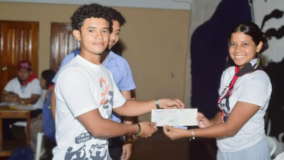 Concluye entrega de becas en la UNAN-León