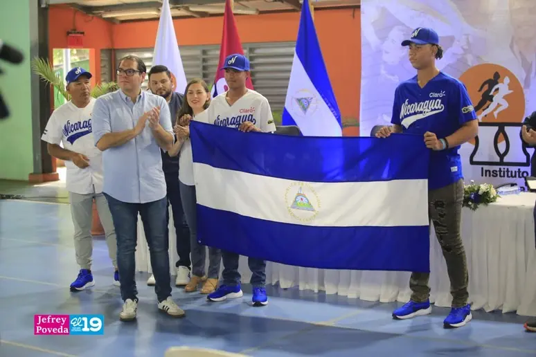 Selección U15 de Béisbol es abanderada previo al Panamericano en México