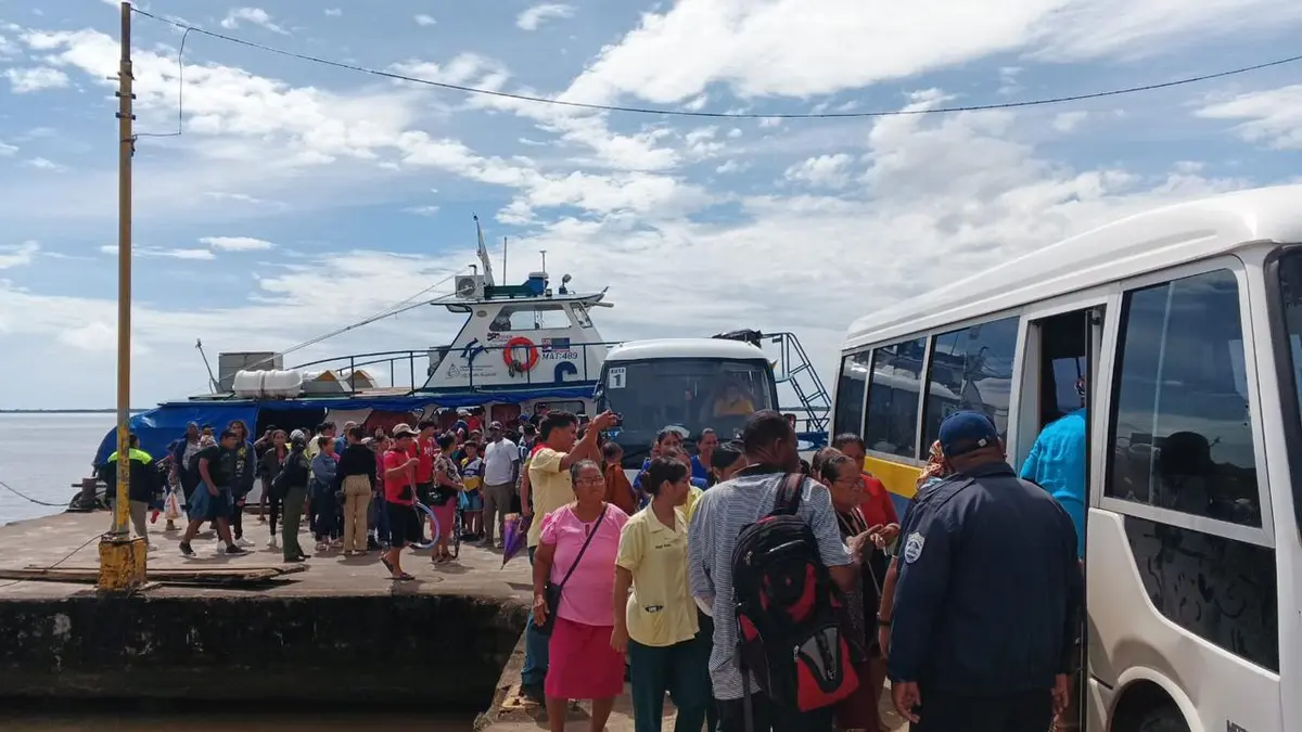 Mega Feria de Medicina Interna beneficia a pobladores en Bluefields