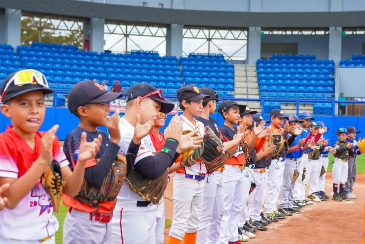 Masaya recibe clínicas de béisbol “Legends for Youth” con ex grandes ligas