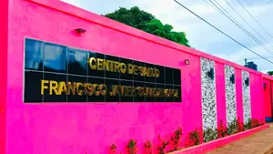 Carazo inaugura mejoras en centro de salud de La Paz