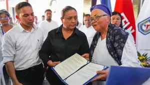 Nicaragua entrega Orden Carlos Fonseca Amador a familia Jaenz