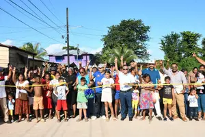 Pobladores del barrio 19 de Julio de Bluefields celebran inauguración de nueva calle