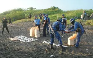 Fuerza Naval intercepta embarcación con droga frente a Puerto Sandino