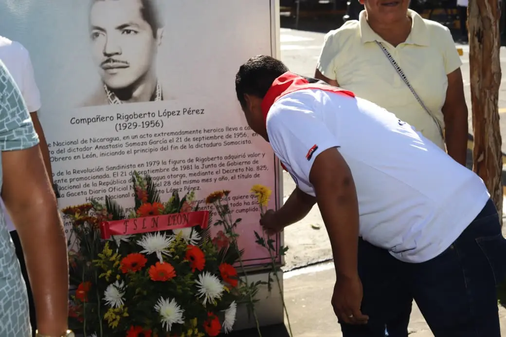 León honra con fervor revolucionario al héroe nacional Rigoberto López Pérez