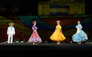 Nicaragua presente en el Fashion Show del Festival de Culturas del Mundo