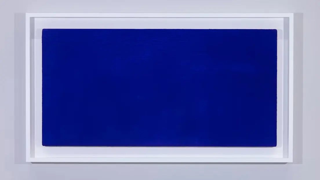 Venden por 21 millones de dólares una pintura completamente azul