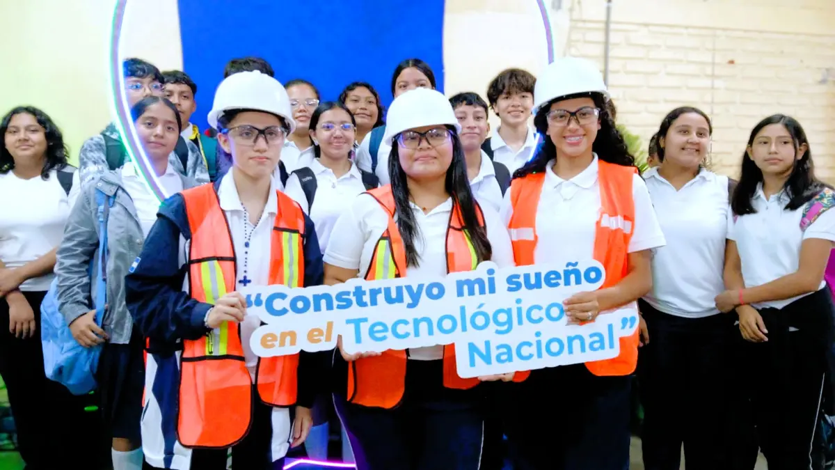 Jóvenes brillan en ExpoTEC de Construcción Civil
