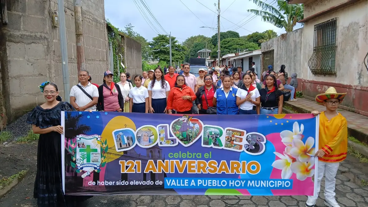 Familias de Dolores se unen para celebrar los 121 años del municipio
