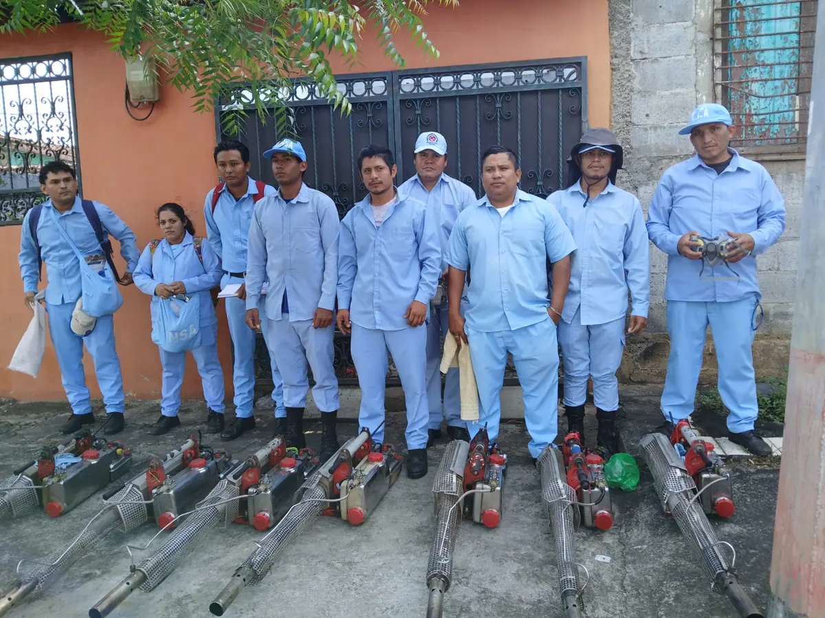 Brigadas celestes continúan jornada contra el zancudo en barrios de Managua