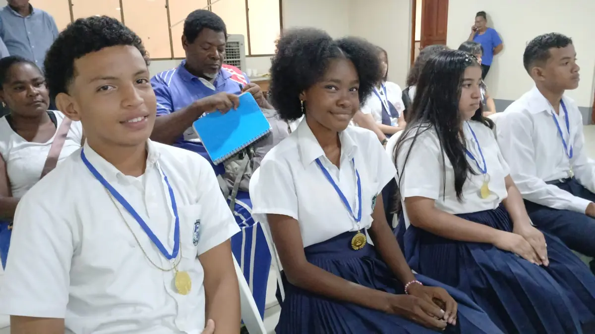 Estudiantes de Bluefields compiten en Liga sobre conocimientos de la Autonomía Regional