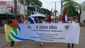 Bluefields enciende la celebración del 38 Aniversario de la Ley de Autonomía