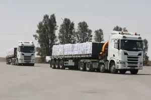 Ayuda humanitaria en Gaza alcanza solo el 15 % tras alto el fuego