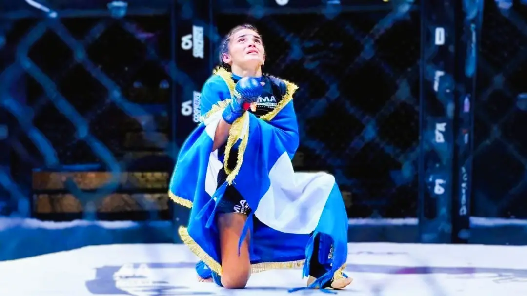 Ana Cruz, la nicaragüense que brilla en mundiales de MMA