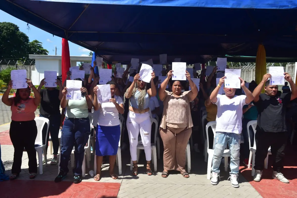 Beneficio de convivencia familiar llega a 76 protagonistas del penal de León