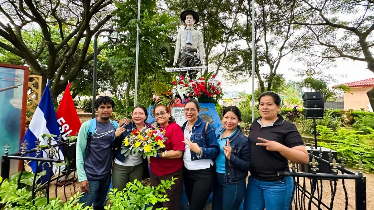 Mozonte rinde homenaje a Miguel Ángel Ortez