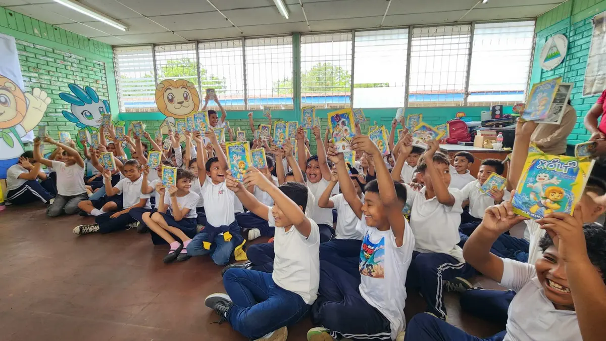 Estudiantes del Colegio Benjamín Zeledón participan en jornada ambiental