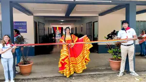 Carazo inaugura la nueva Academia de Idiomas “Héroe Brian Wilson”