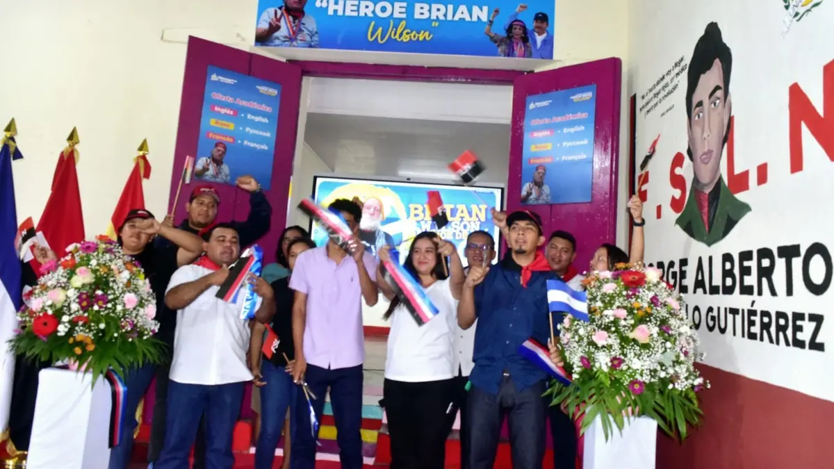 León impulsa el aprendizaje con la Academia de Idiomas Brian Wilson