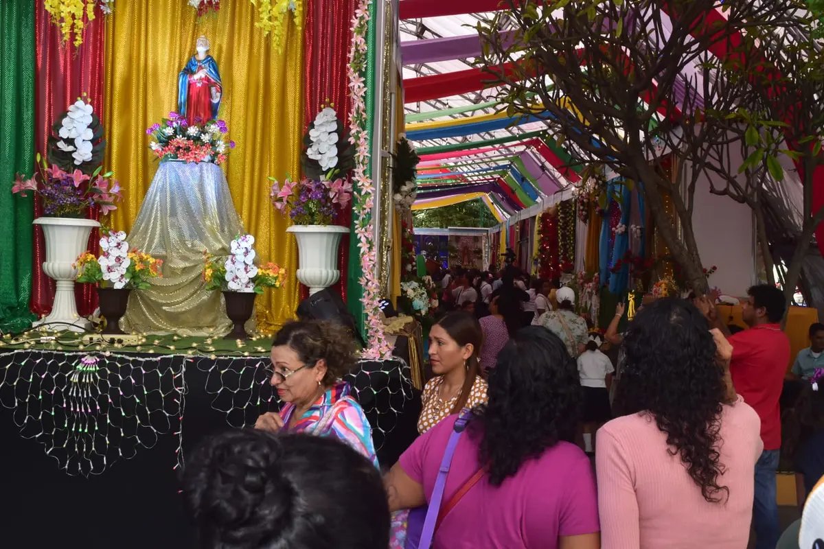 León inaugura exhibición nacional de Santos Patronos