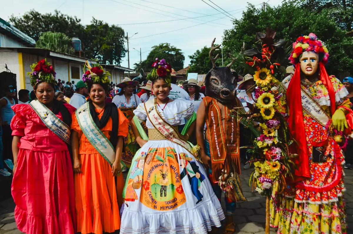 El Torovenado El Malinche llena de color las calles de Masaya en su 136 edición