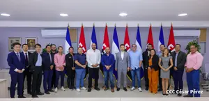 Reencuentro fraterno entre comunicadores sandinistas y Embajador de China