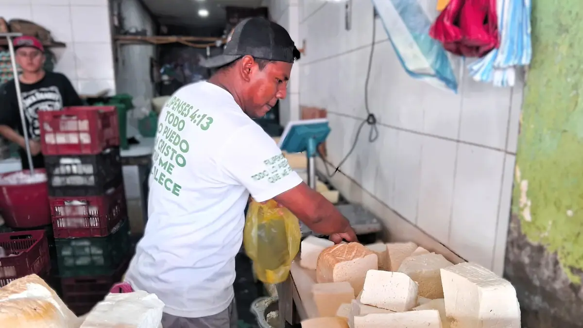Oriental registra movimiento comercial en la venta de queso