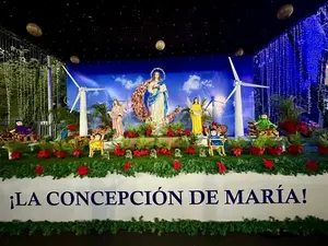 Inauguran altares en honor a la Virgen Inmaculada en la Avenida Bolívar