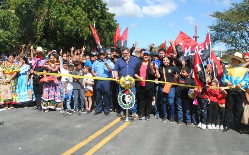 Nuevas calles impulsan el desarrollo y transporte en San Isidro de la Cruz Verde