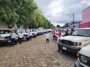 Más movilidad y más salud: brigadistas reciben 56 camionetas todo terreno
