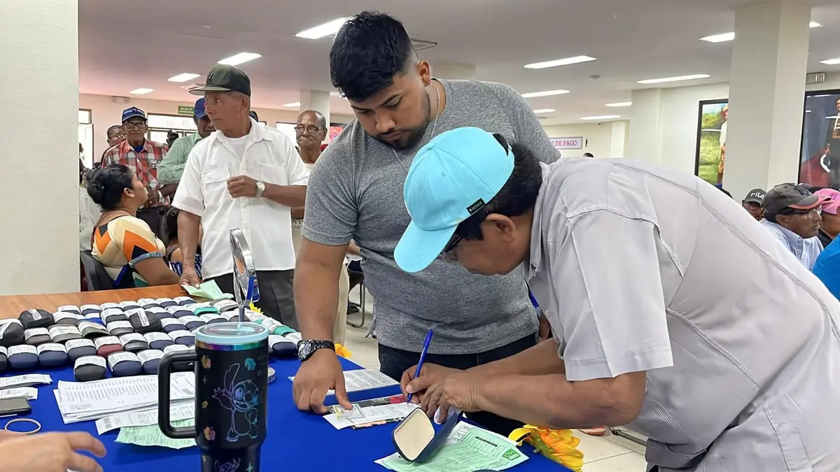 Bilwi celebra entrega de aguinaldo y pago adelantado a jubilados
