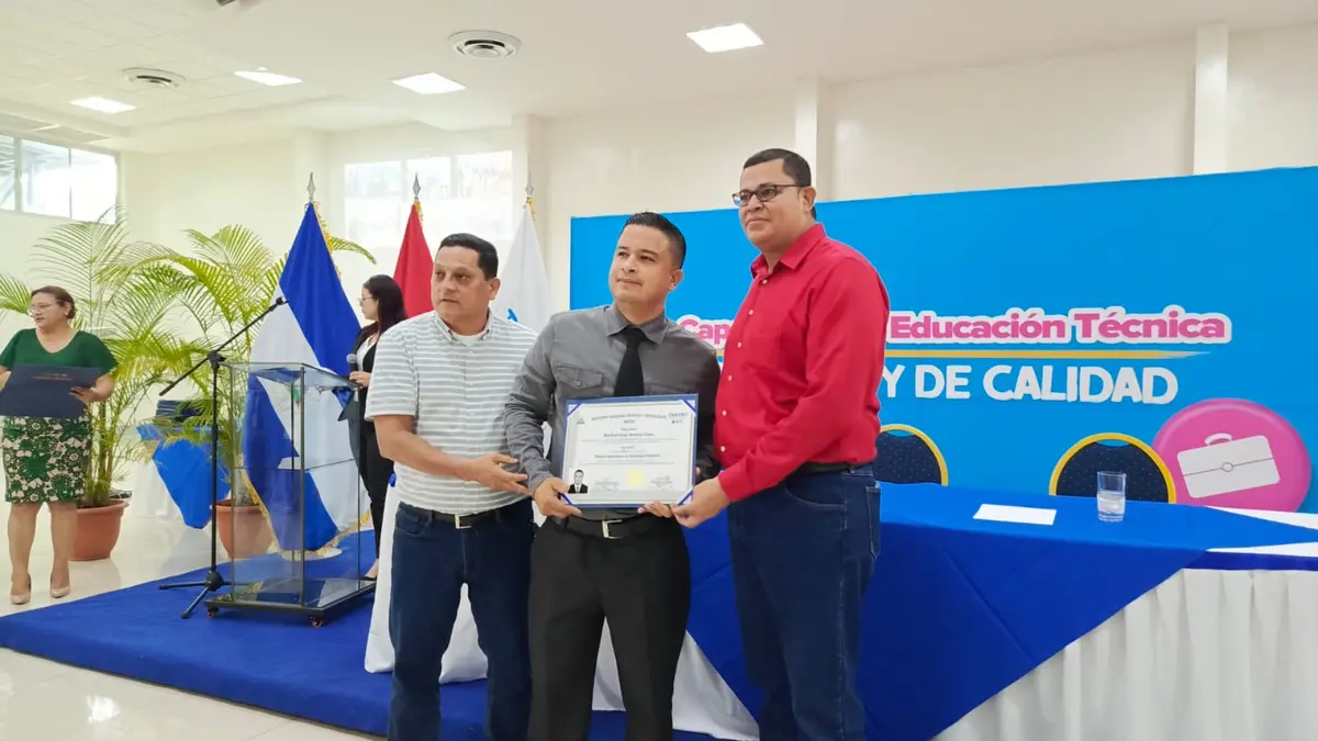 Inatec gradúa a más de mil maestros en técnicas modernas de enseñanza