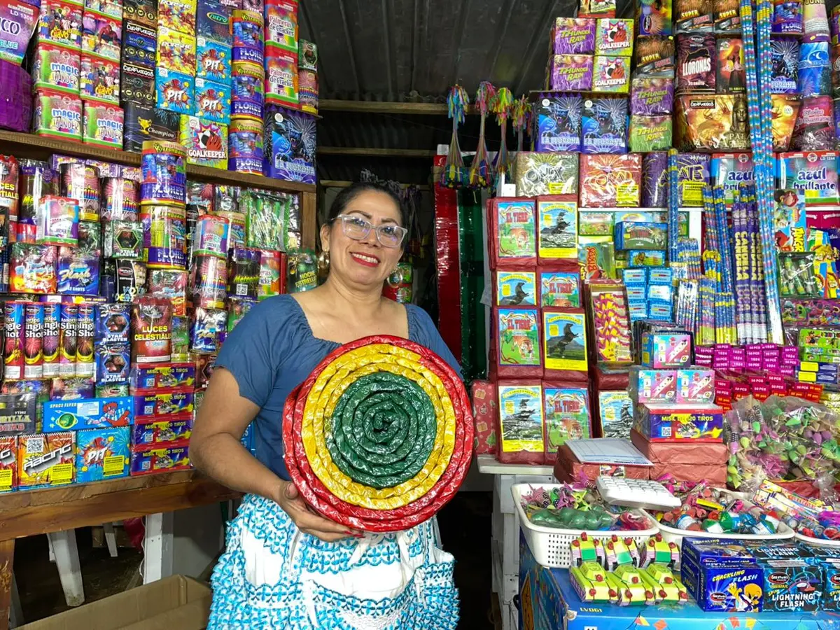 Tradición decembrina impulsa ventas de juegos artificiales en Masaya