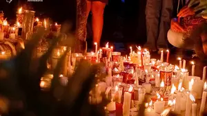 Devotos celebran vigilia y misa en honor a la Virgen Morena