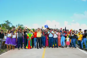 Nueva calle de concreto fortalece la conexión y bienestar en San Mateo y San Pedro