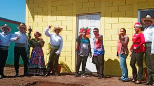 Cien familias de Managua reciben casa propia en 2026